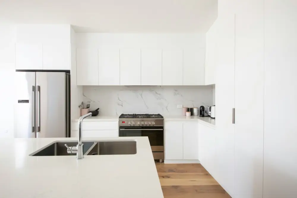 minimalist kitchen
